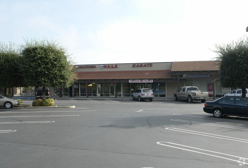 More Photos Of 1140-1150 S Main St, Manteca Freestanding For Lease