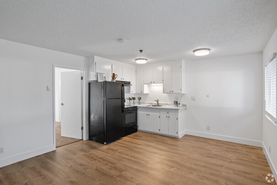More Photos Of 7400 Bridgit Dr, Rohnert Park Apartments For Sale