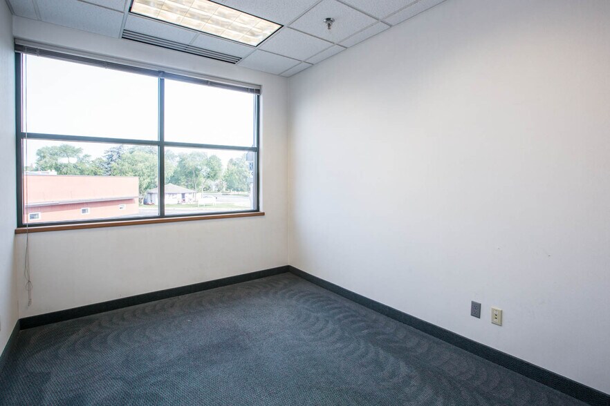More Photos Of 910 Brooks St, Missoula Office Residential For Lease