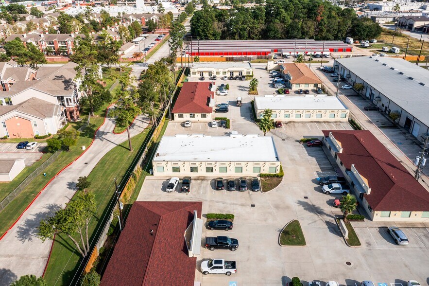 More Photos Of 25329 Budde Rd, The Woodlands Unknown For Lease