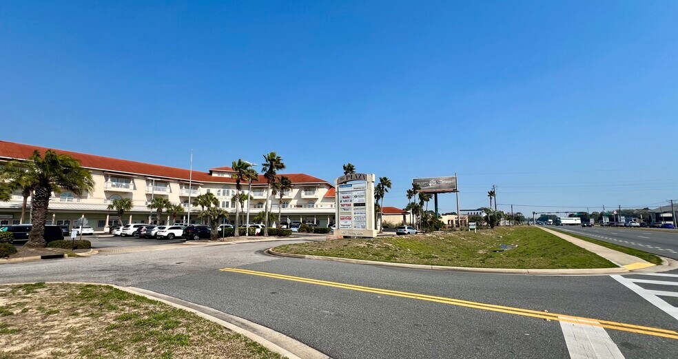 More Photos Of 4507 Furling Ln, Destin Loft Creative Space For Sale