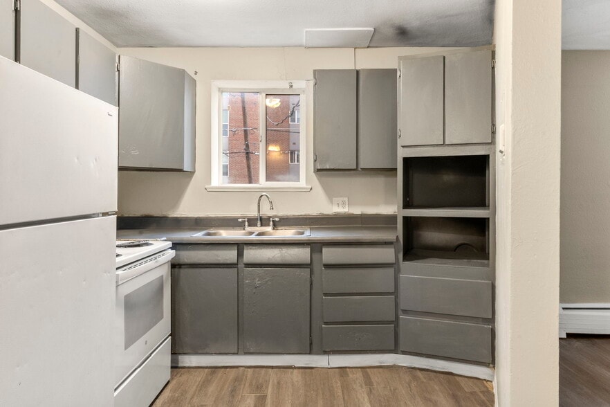 More Photos Of 1205 Yosemite St, Denver Apartments For Sale