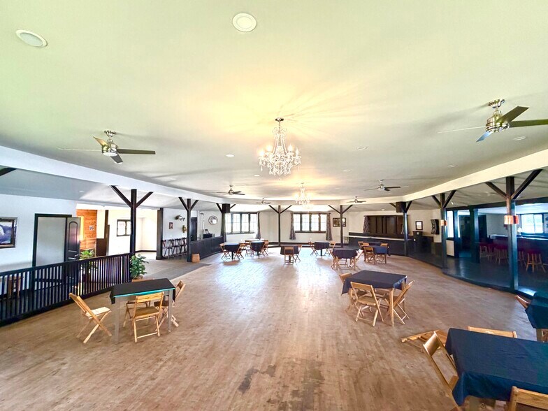 More Photos Of 3980 Lakeshore Dr, Rhinelander Lodge Meeting Hall For Sale
