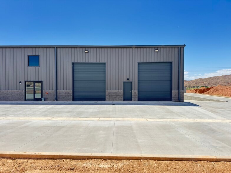 Primary Photo Of 3430 E Plant Dr, Washington Industrial For Lease