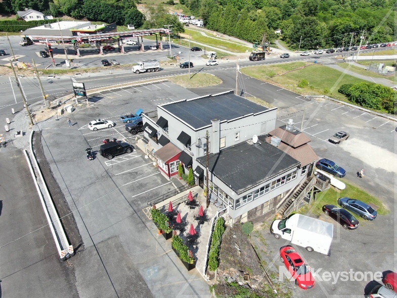 More Photos Of 3341 Pricetown Rd, Fleetwood Freestanding For Sale