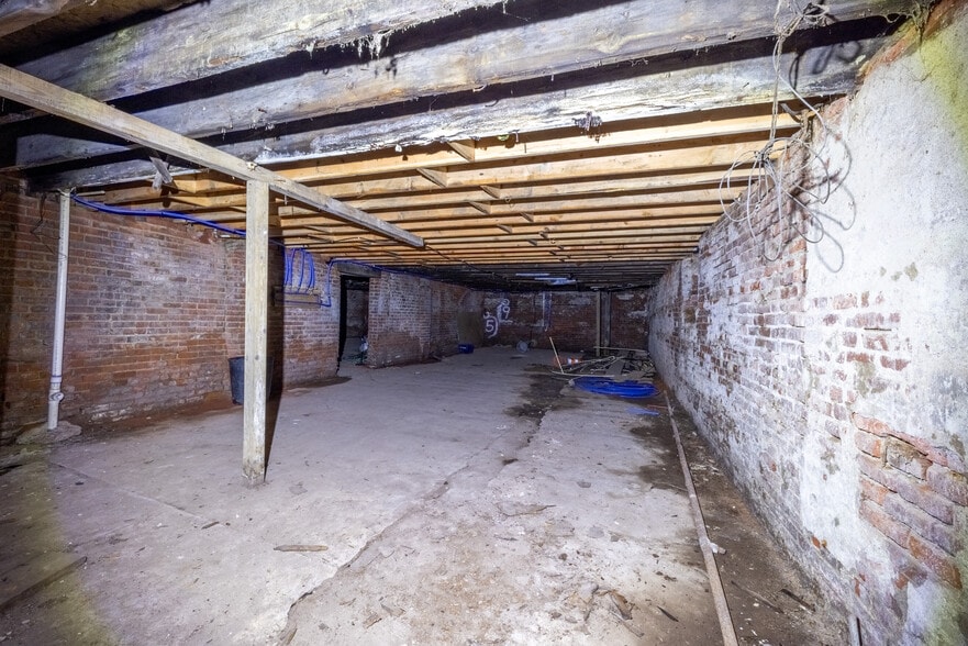 More Photos Of 6928 Superior Ave, Cleveland Apartments For Sale