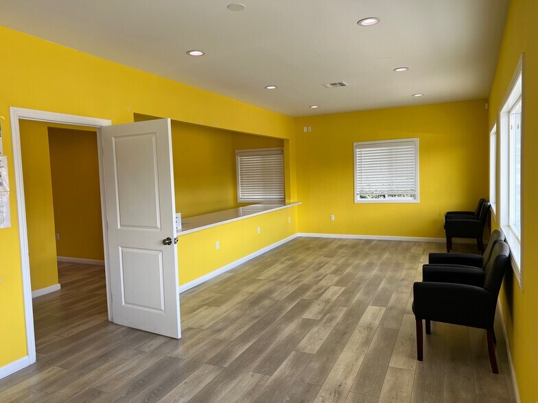 More Photos Of 1143 N Lake Ave, Pasadena Medical For Lease