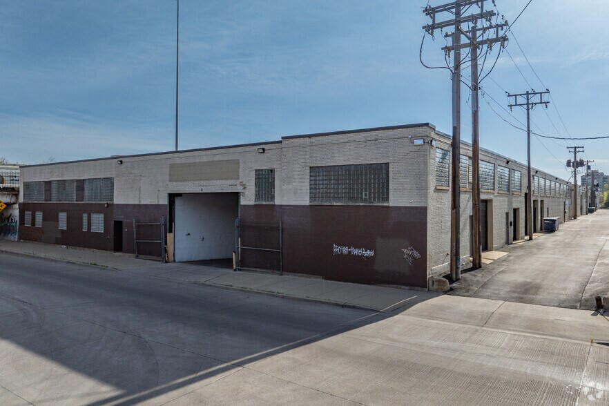 More Photos Of 1540 S Ashland Ave, Chicago Warehouse For Sale