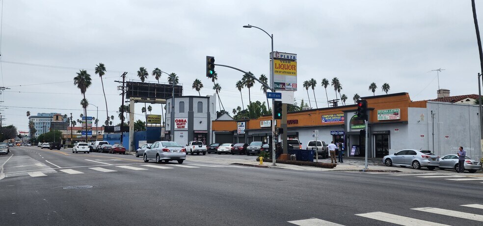 More Photos Of 3271-3283 Pico Blvd, Los Angeles Unknown For Lease