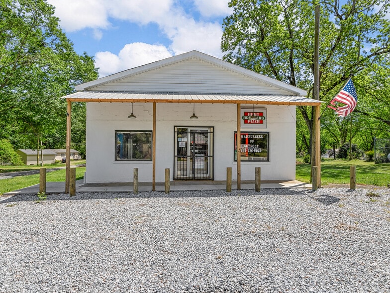 Primary Photo Of 701 Union Hwy, Enoree Convenience Store For Sale