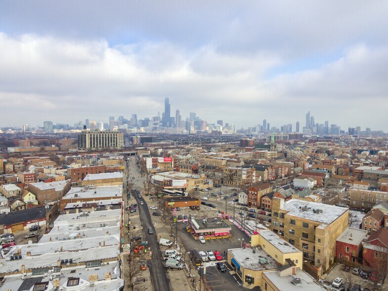 More Photos Of 1870 S Blue Island Ave, Chicago Office For Sale