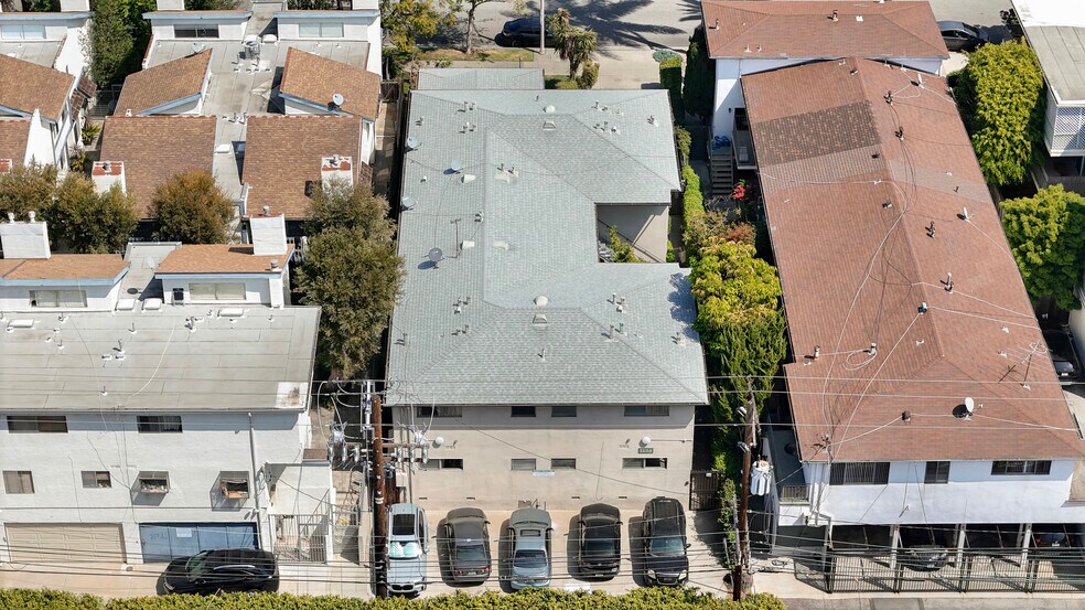 More Photos Of 1224 9th St, Santa Monica Apartments For Sale