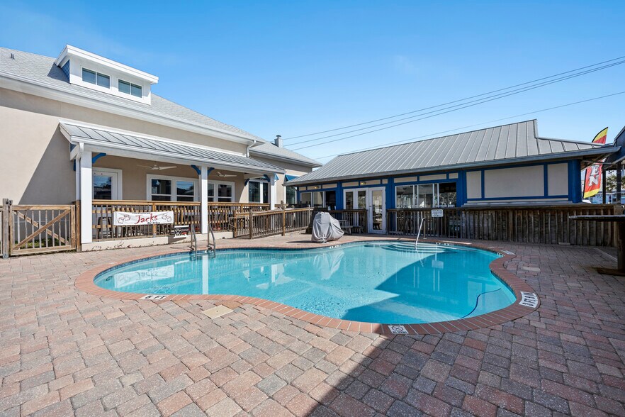 More Photos Of 691 A1A Beach Blvd, Saint Augustine Restaurant For Sale