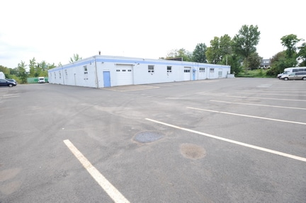 More Photos Of 82 Midland Ave, Saddle Brook Light Manufacturing For Lease