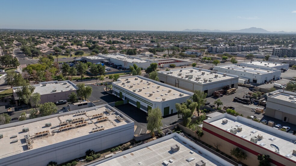 More Photos Of 240 N Sunway Dr, Gilbert Manufacturing For Lease