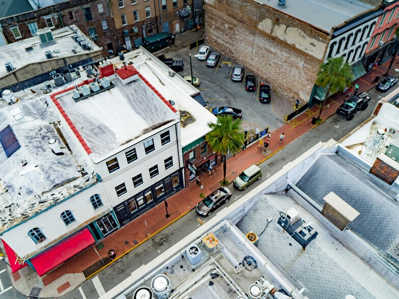 More Photos Of 111 W Congress St, Savannah Storefront Retail Office For Sale