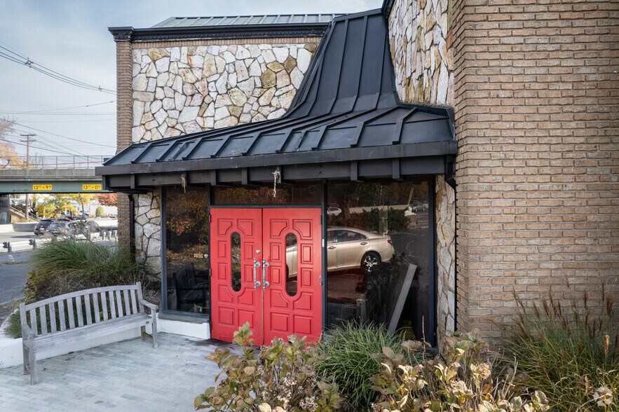 More Photos Of 6 Spring Valley Rd, Paramus Freestanding For Sale