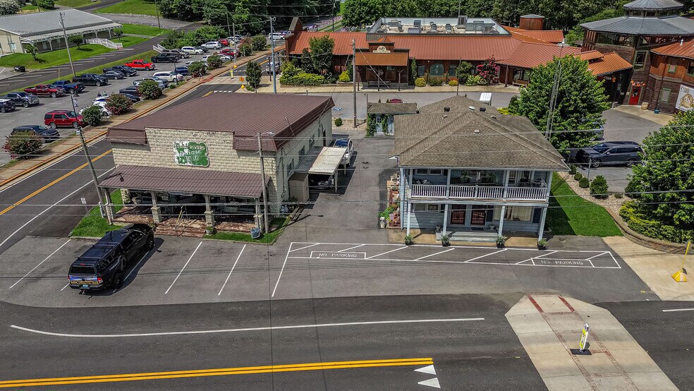 More Photos Of 1817 Jh Obryan Ave, Grand Rivers Storefront Retail Residential For Sale