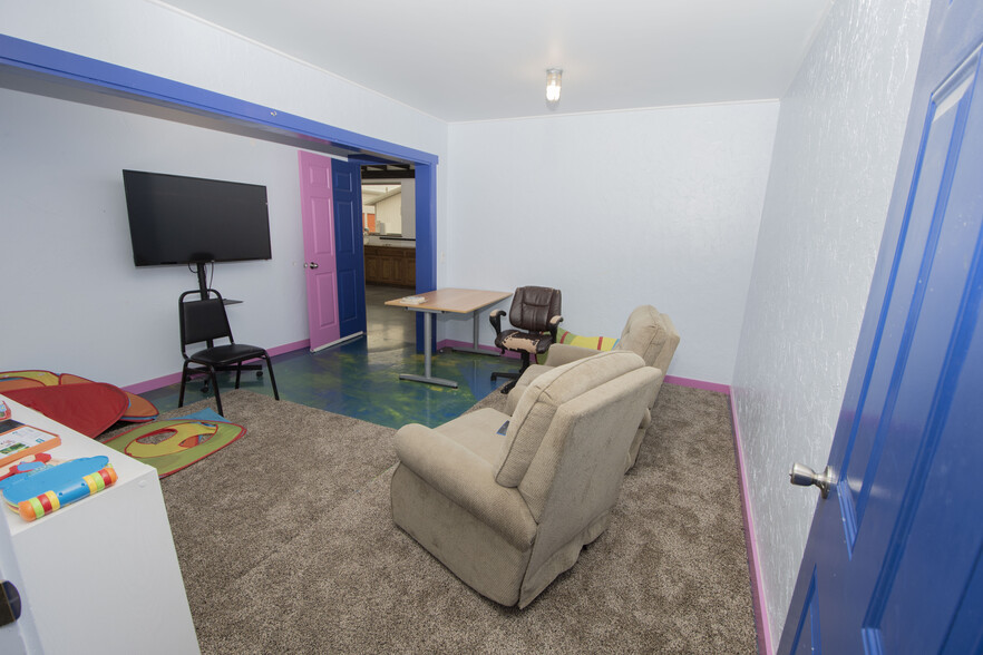 More Photos Of 56 Plato Dr, Bonners Ferry Self Storage For Sale