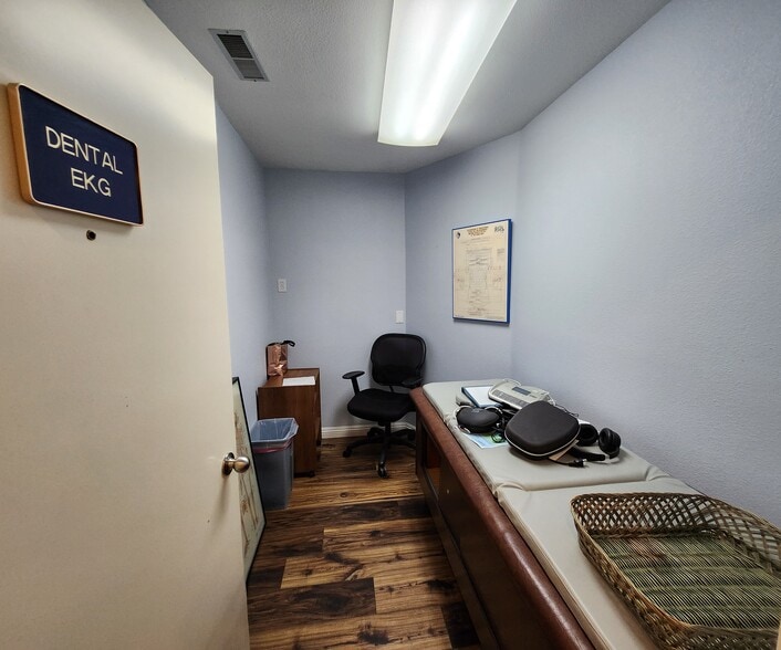 More Photos Of 3663 Pecos-McLeod, Las Vegas Medical For Sale