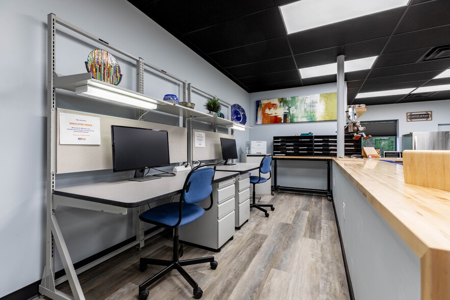 More Photos Of 7501-7509 Murdoch Ave, Saint Louis Coworking Space