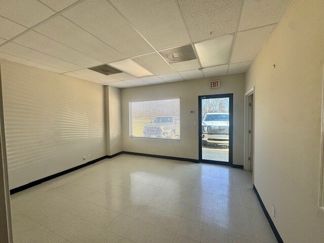 More Photos Of 585 Tennessee Gas Rd, Greenville Office For Sale