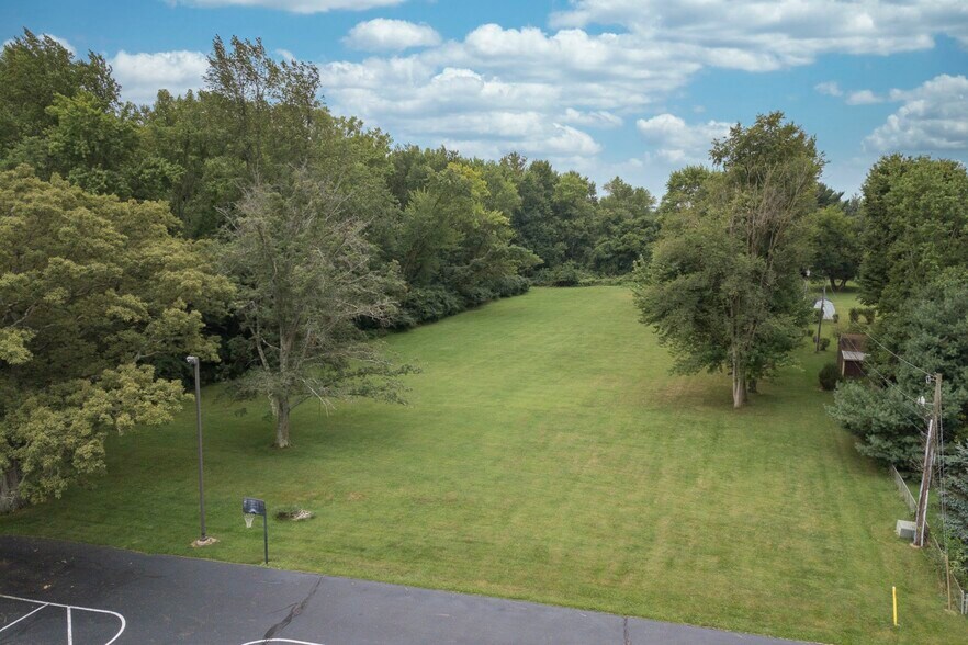 More Photos Of 733 Country Club Dr, Xenia Religious Facility For Sale