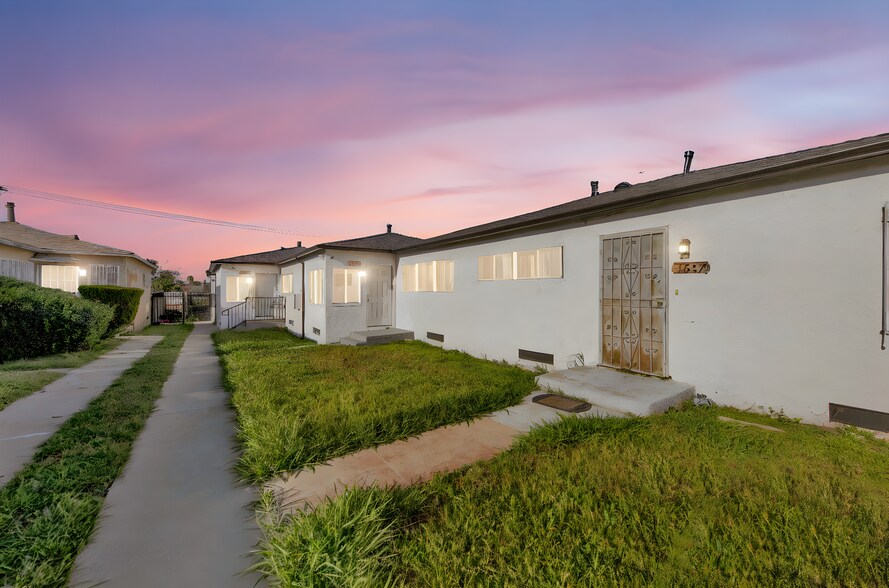 Primary Photo Of 1525 W 105th St, Los Angeles Apartments For Sale