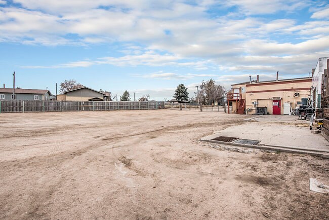 More Photos Of 705 1st Ave, La Salle Food Processing For Sale