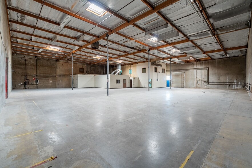 More Photos Of 1746-1748 W Fillmore St, Phoenix Warehouse For Sale