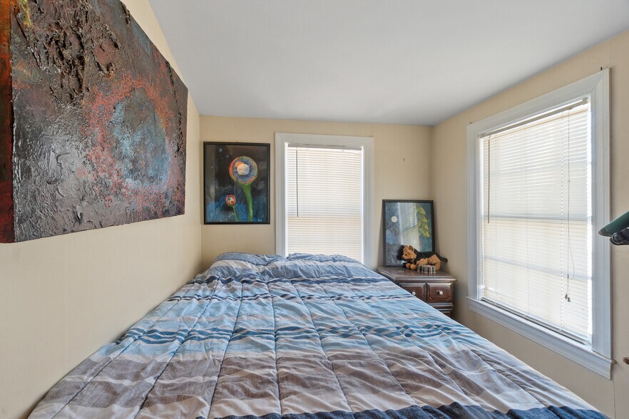 More Photos Of 561 Main St, Boxford General Retail For Sale