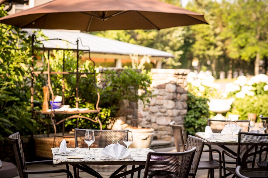 More Photos Of 4244 Loudoun Ave, The Plains Restaurant For Sale