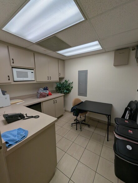 More Photos Of 1614 French St, Santa Ana Medical For Sale