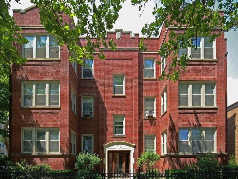 More Photos Of 2432-2434 W Fargo Ave, Chicago Apartments For Sale