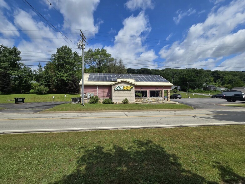 More Photos Of 945 Broad St, New Bethlehem Restaurant For Sale