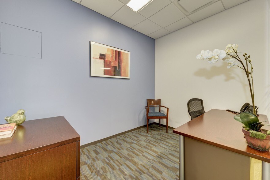 More Photos Of 1765 Duke St, Alexandria Coworking Space