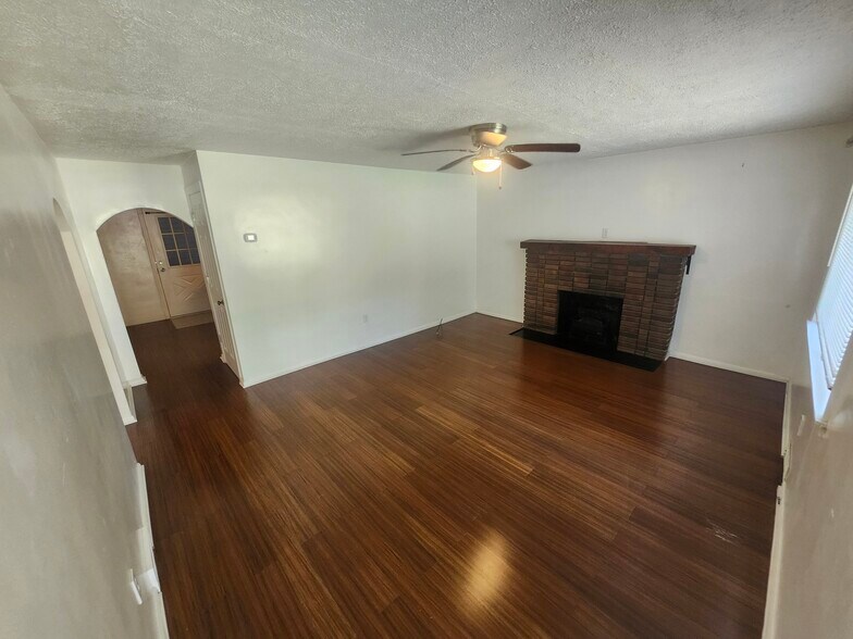 More Photos Of 147 Georgetown Rd, Beaver Falls Apartments For Sale