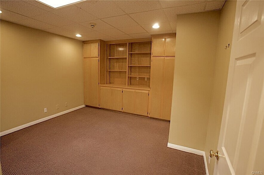 More Photos Of 6738 Greenleaf Ave, Whittier Storefront Retail Office For Sale