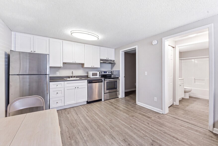 More Photos Of 322 Burkett Dr, Panama City Apartments For Sale