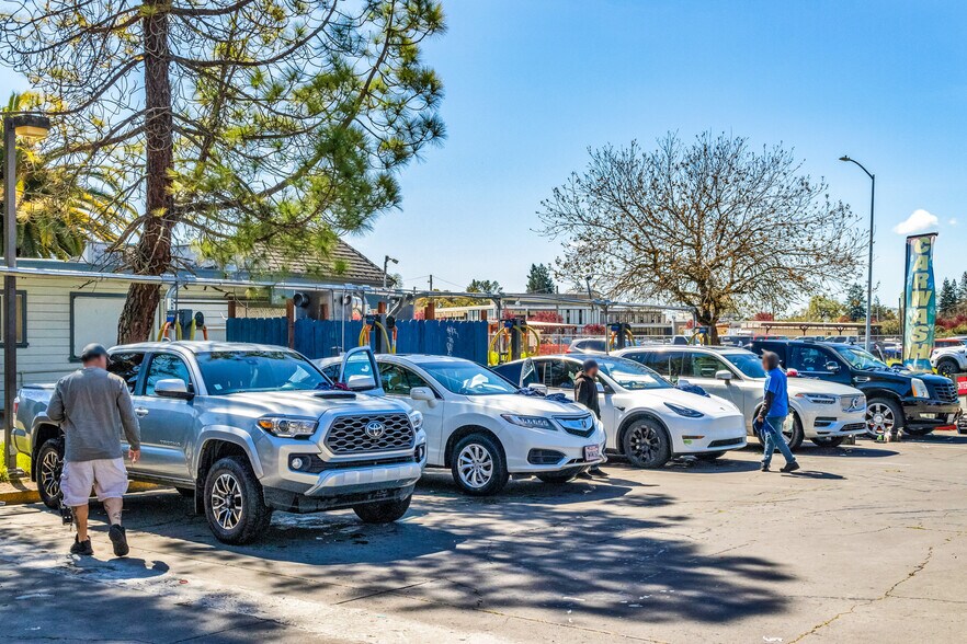 More Photos Of 2700 Mendocino Ave, Santa Rosa Carwash For Sale