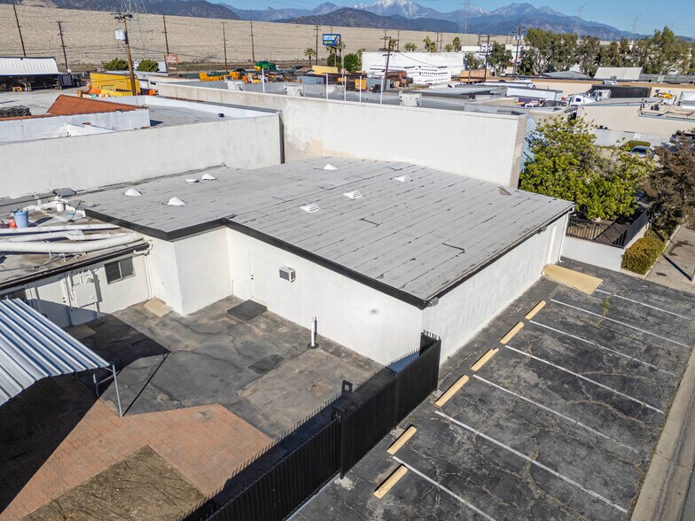 More Photos Of 5146 Maine Ave, Baldwin Park Flex For Lease