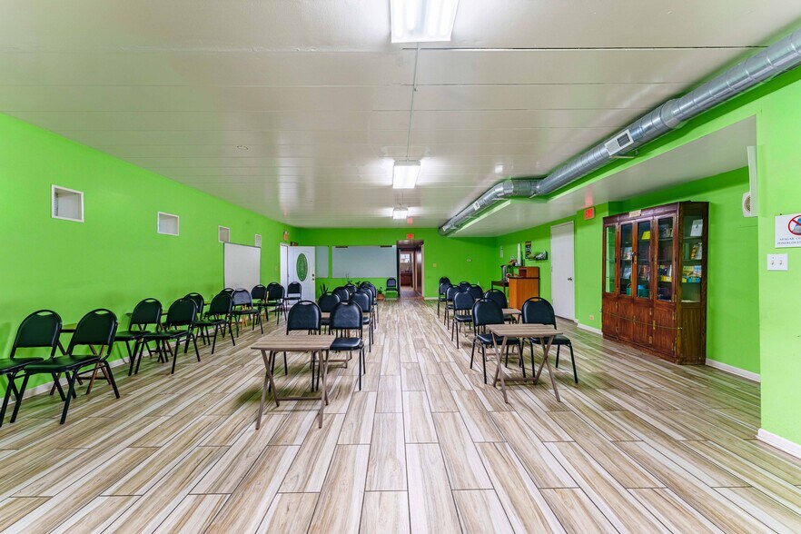 More Photos Of 2724 W 51st St, Chicago Storefront Retail Residential For Sale