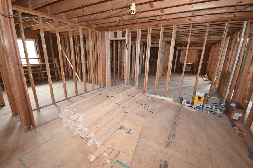 More Photos Of 130 Reid Rd, Grand Blanc Apartments For Sale