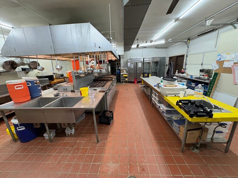 More Photos Of 89 Nolan Rd, Penfield General Retail For Sale