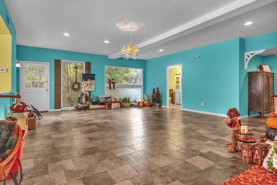 More Photos Of 414 Perry Hill Rd, Montgomery Storefront Retail Office For Sale