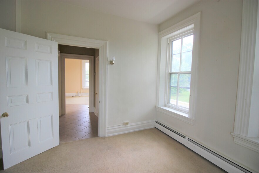 More Photos Of 344 Hodgson St, Oxford Apartments For Sale