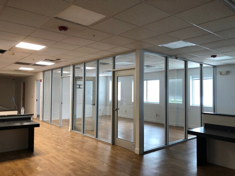 More Photos Of 225 Clematis St, West Palm Beach Loft Creative Space For Lease