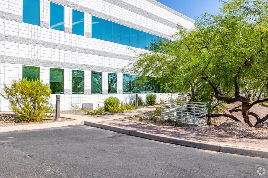 More Photos Of 1295 W Washington St, Tempe Office For Lease