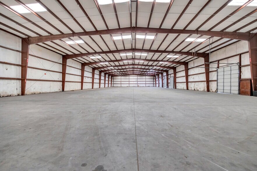 More Photos Of 3314 Highway 53, Huntsville Distribution For Lease