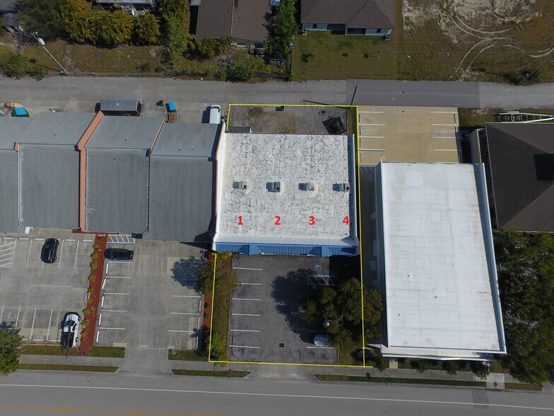 More Photos Of 4427 SE 16th Pl, Cape Coral Office For Lease